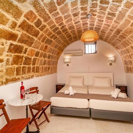 Auberge 32 Old Town Rhodes City المظهر الخارجي الصورة