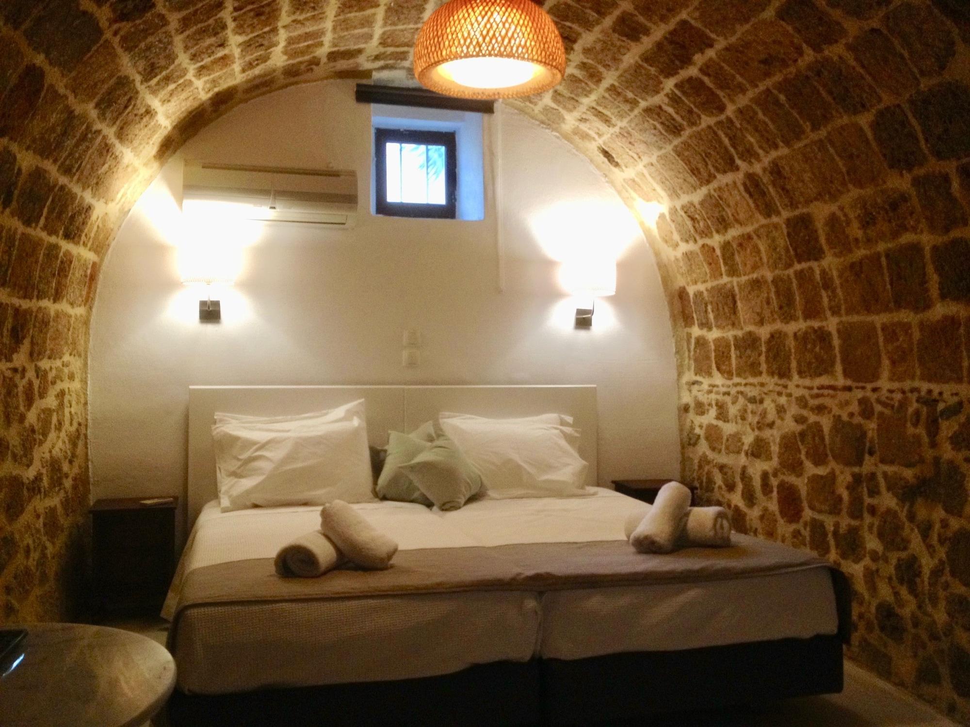 Auberge 32 Old Town Rhodes City المظهر الخارجي الصورة